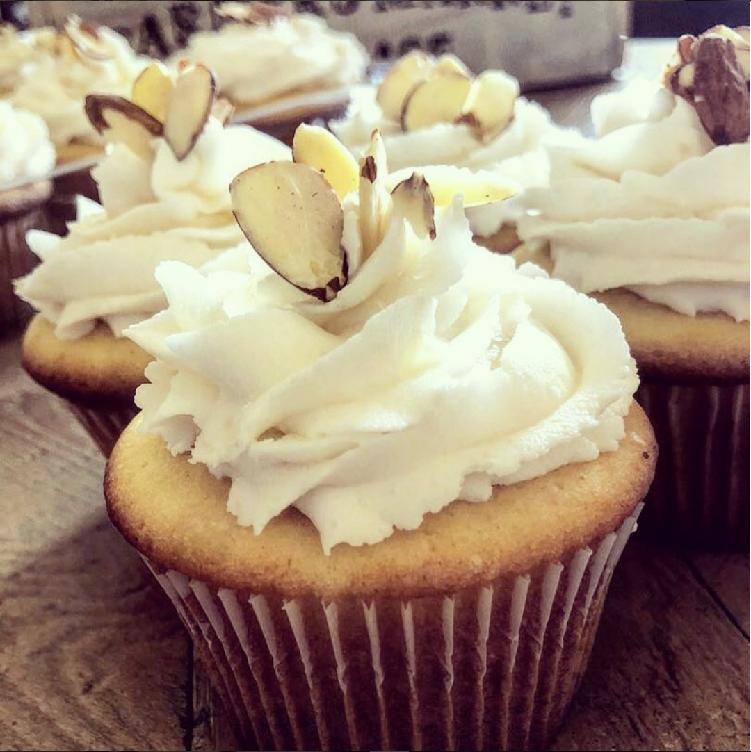 Almond Brandi Cupcake